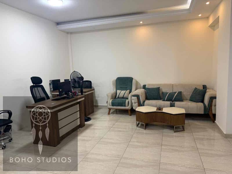 24 EB2224A9-485F-4FBB-ACE1-A7114537104E. jpg