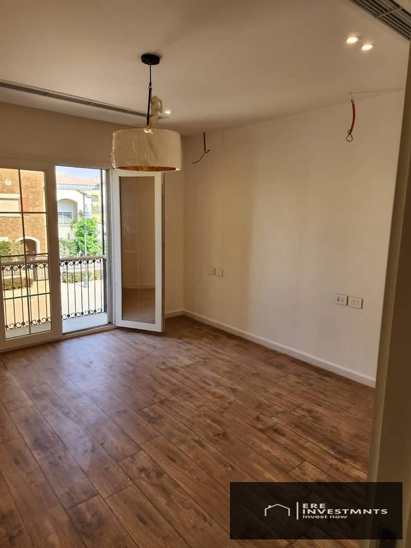 2 8e702cba-81b4-4502-b597-2240d103c616. jpg