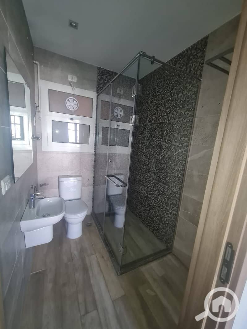 6 WhatsApp Image 2025-12-05 at 9.47. 40 AM (3). jpeg