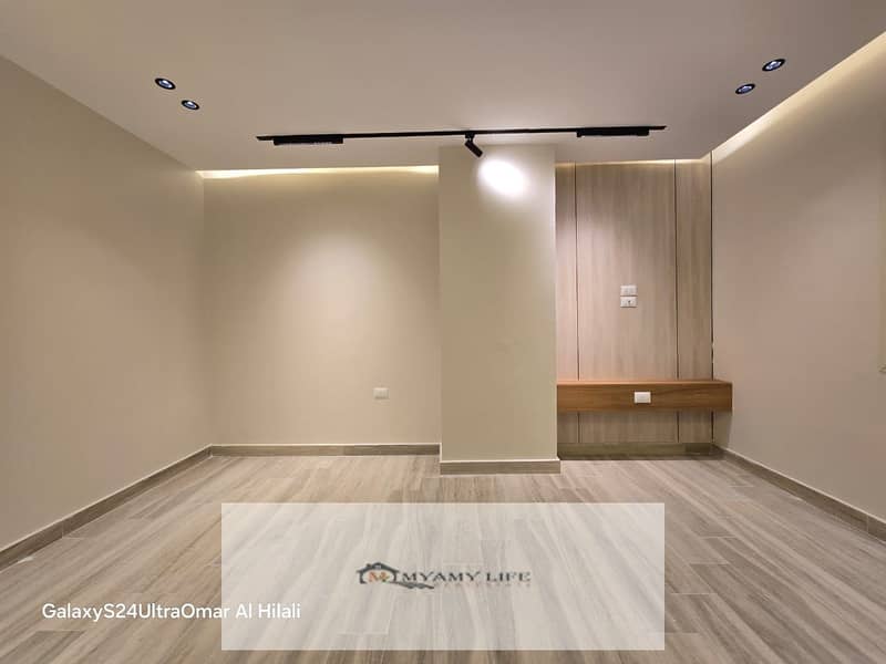 6 WhatsApp Image 2025-09-20 at 2.35. 07 PM (2). jpeg