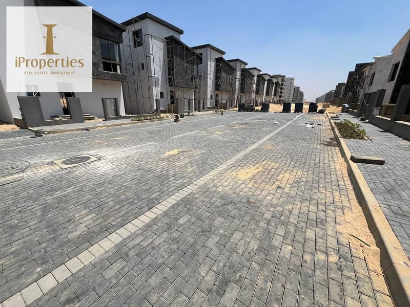 8 558447968_1894811237747372_9025462973258997452_n. jpg