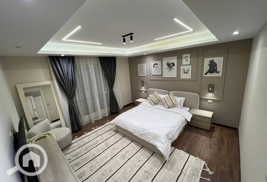 6 06c17bdc-1e8d-4ea3-8c4d-3df78fd31623. jpg