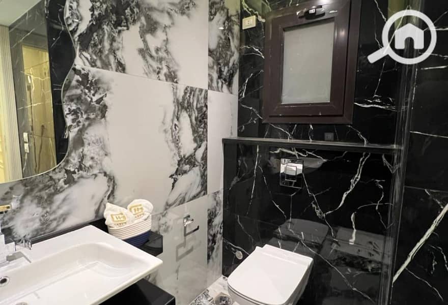 9 cee14daf-b46d-46bc-a636-c06f5df802c0. jpg