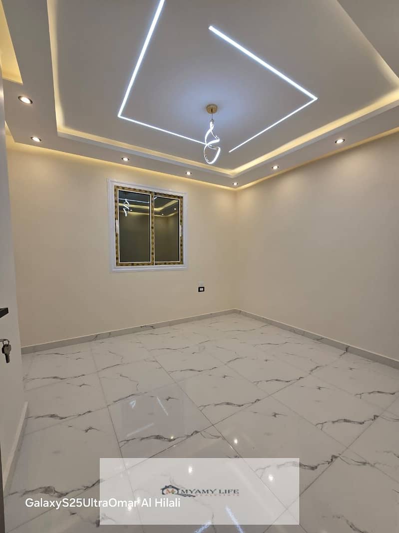 15 WhatsApp Image 2025-11-20 at 10.47. 10 AM. jpeg