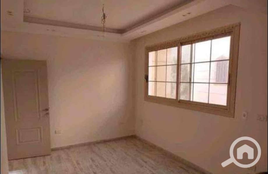 8 887ea907-d4e1-4f5c-bbbc-f20afcf8c5f5. jpg