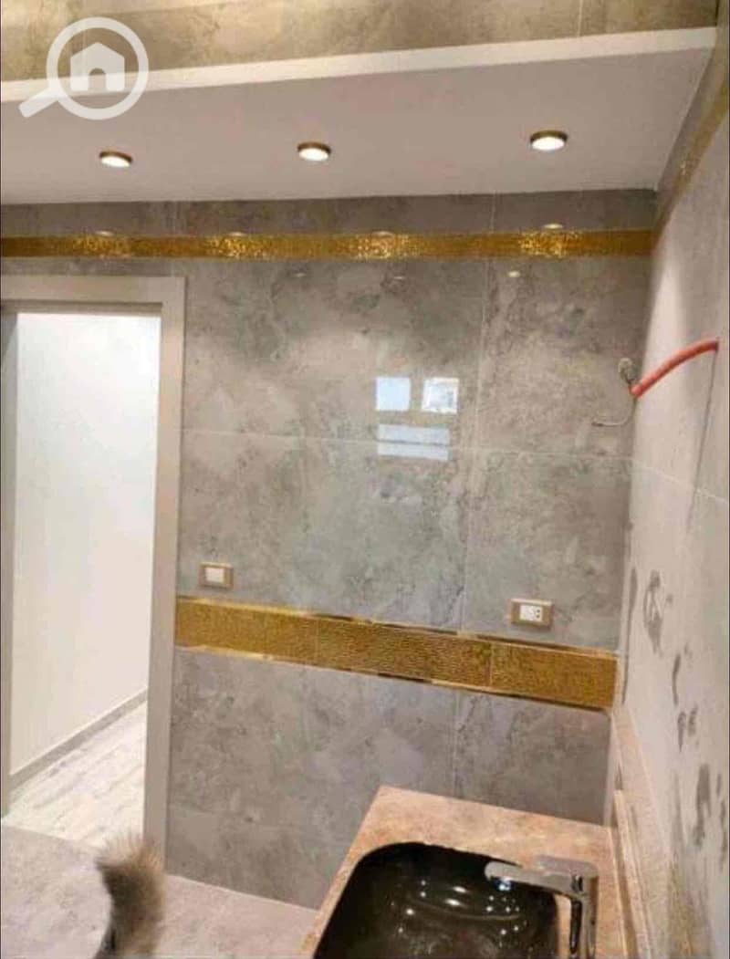 11 8fe8e7b4-1c5d-4a50-9f3d-ab5b24d185c9. jpg