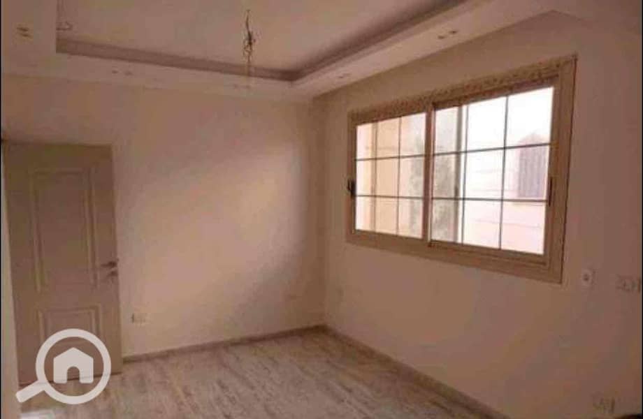 12 887ea907-d4e1-4f5c-bbbc-f20afcf8c5f5. jpg