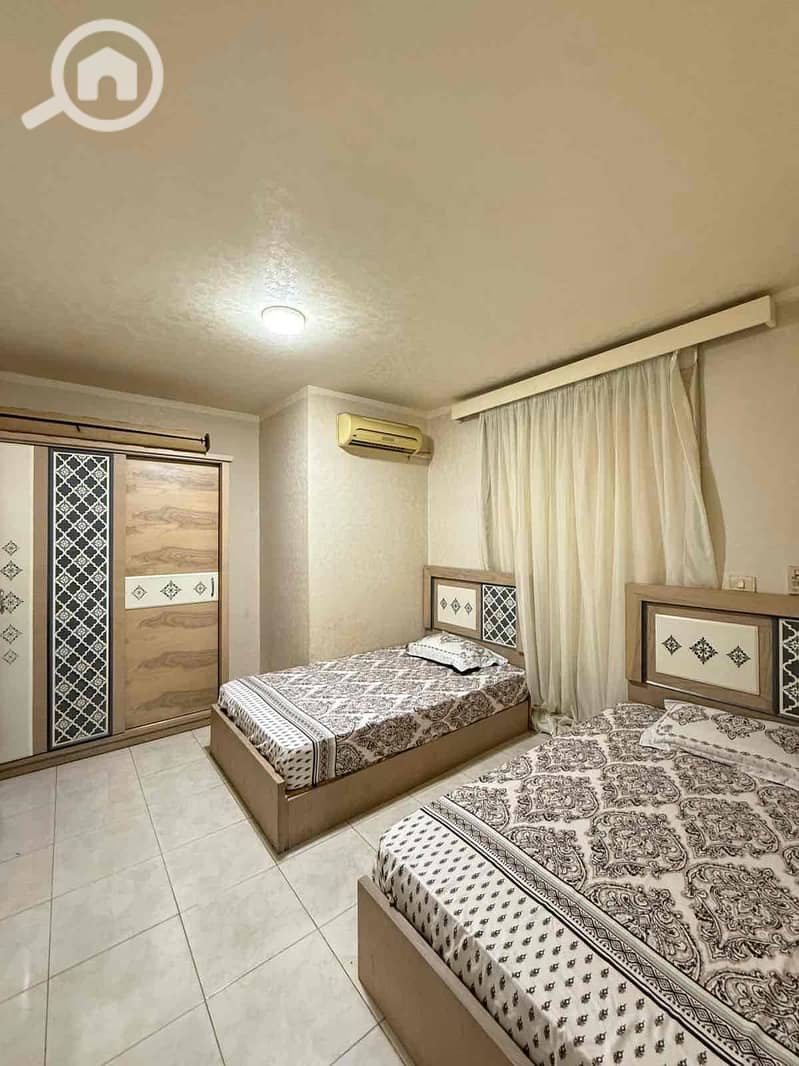 5 c4c132a1-42e1-47e9-b157-d50beff3bb53. jpg