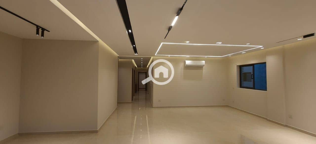 18 d992d022-10d3-419e-9747-e2c2e9b9e652. jpg