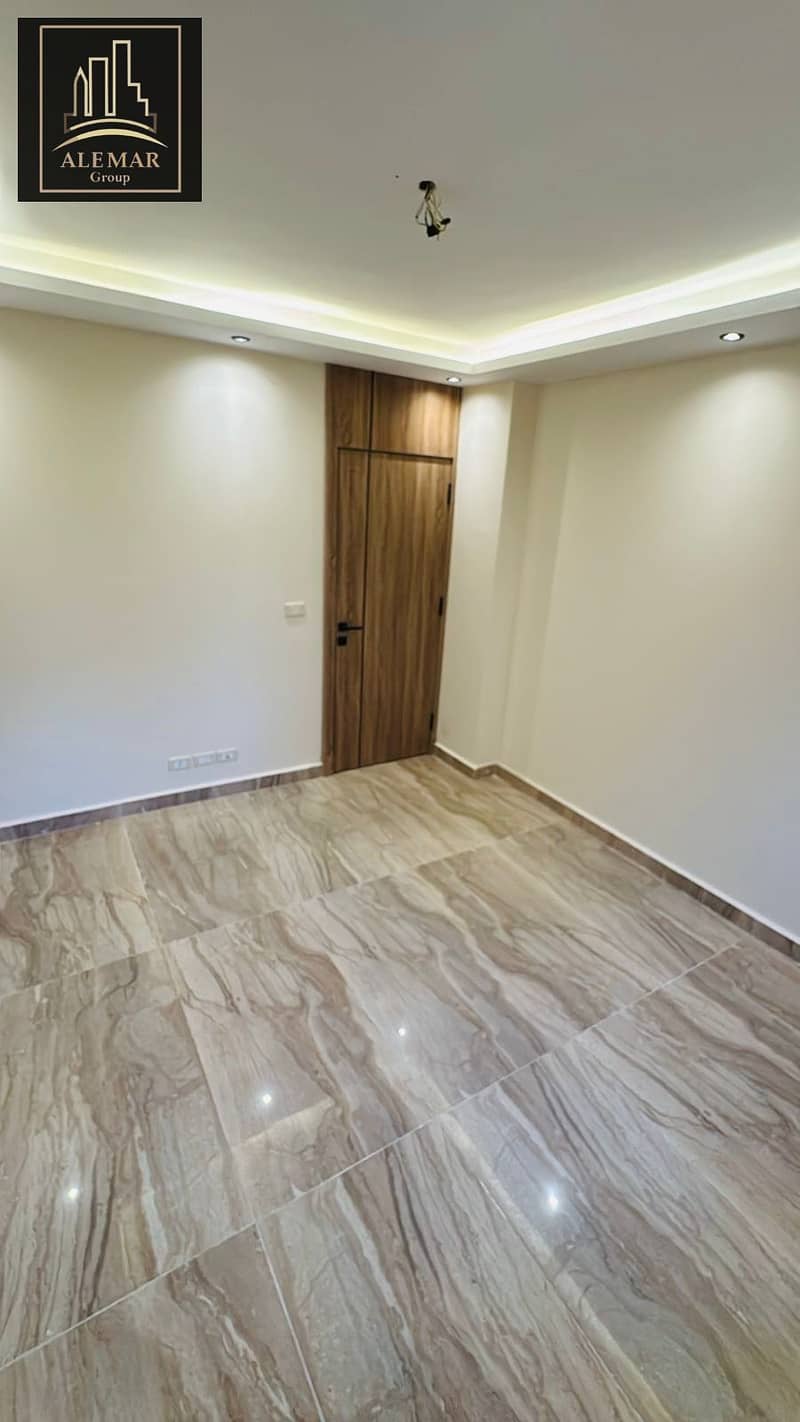 7 727a3bc4-6a47-49aa-bff9-d7ff13034eb5. jpg