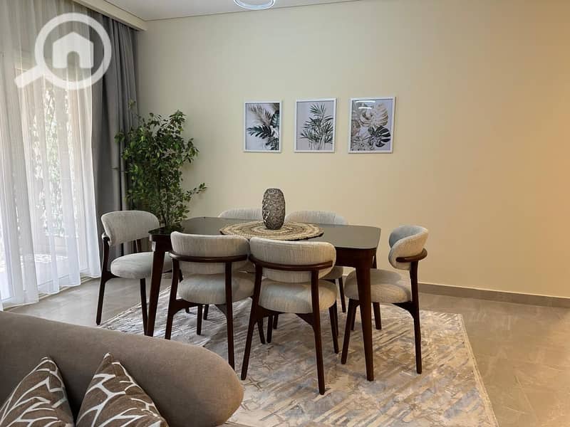 4 c8754d1d-3284-4c6e-a623-5f869fc39408. jpg