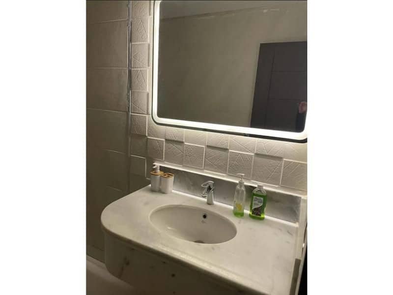 9 5965a0fa-bce5-4477-8a6f-03eec2942954. jpg