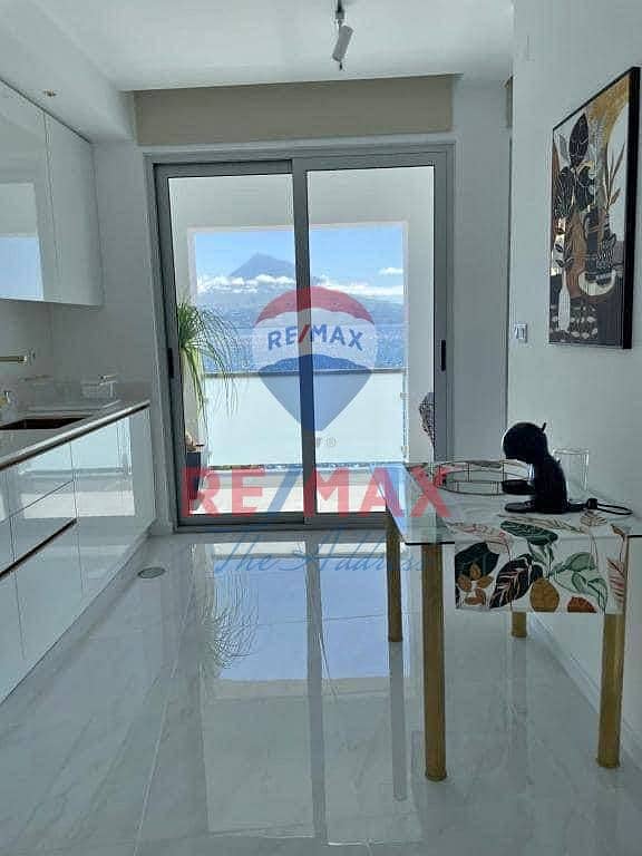 9 584342615_2180605489405252_5147550740884993545_n. jpg