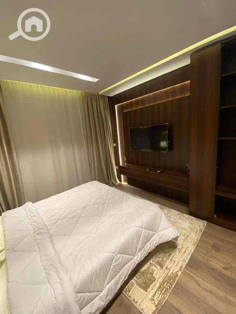 15 b4003c21-896d-45b0-9980-33be9bb7ab43. jpg