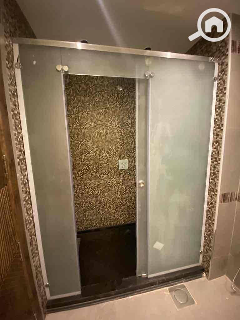 24 7a5892a4-8efd-4096-8126-255568cd1960. jpg