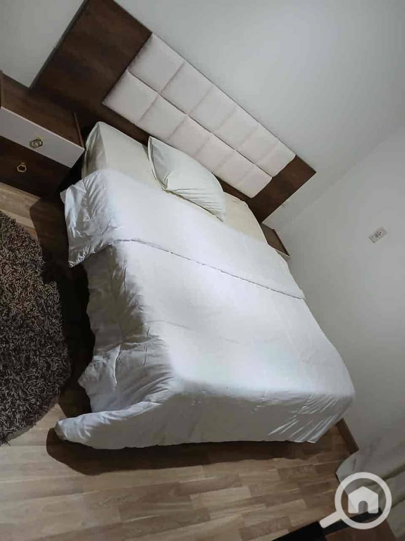 32 bda5d6ca-0162-496f-b0ab-a2ccc9bab4a6. jpg