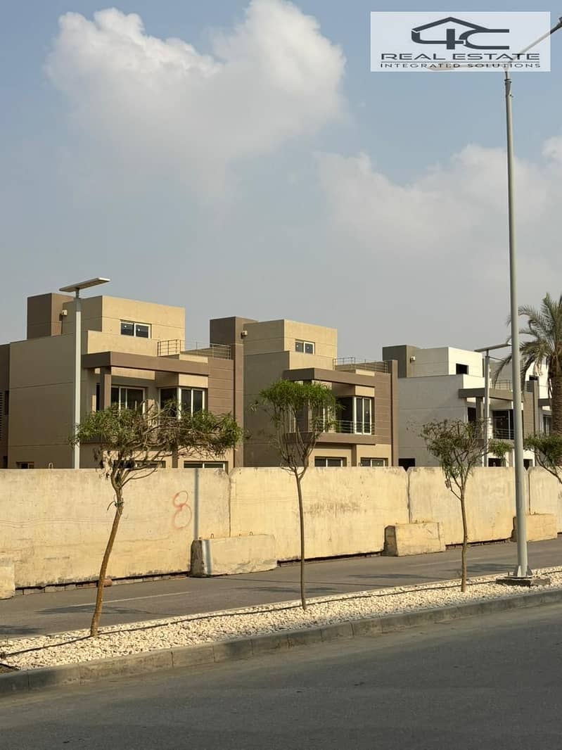 6 WhatsApp Image 2025-11-09 at 10.32. 44 PM (1). jpeg