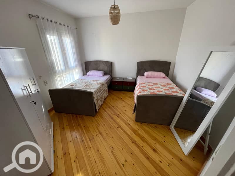 10 c343d566-7dc4-4366-b541-1076951df0c6. jpg