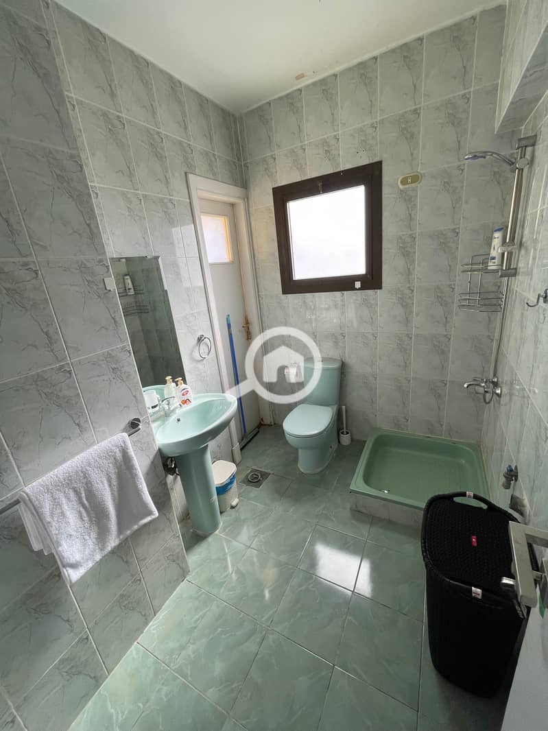 12 76c39b16-5658-4636-b7b1-c59f467a3c29. jpg