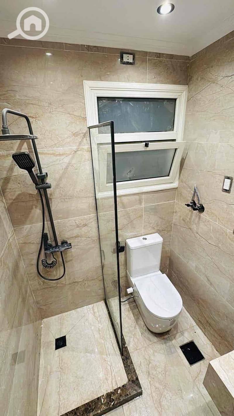 11 022ea99d-5fc5-4f7b-a02d-66057d968752. jpg