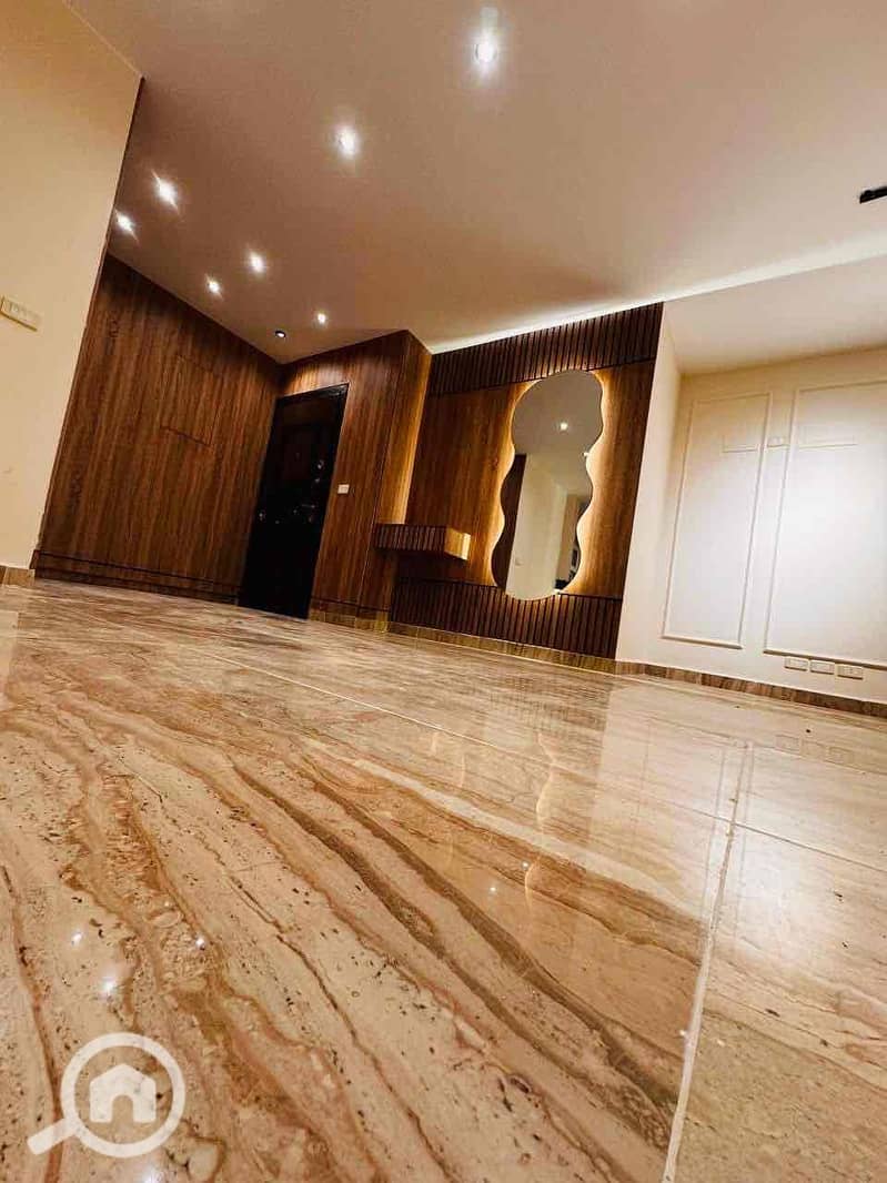 15 07111a10-7c5a-446d-9720-e3b8c18be508. jpg