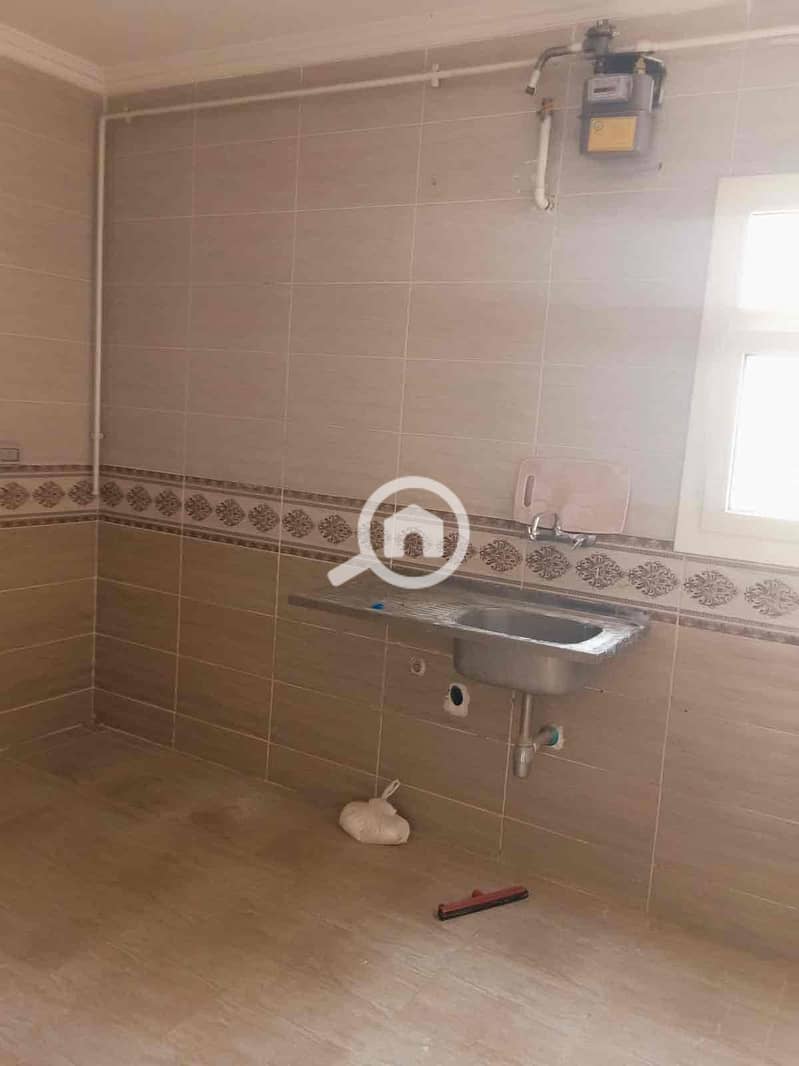 3 cc25c167-0083-4b18-bbbf-35fac83f360f. jpg