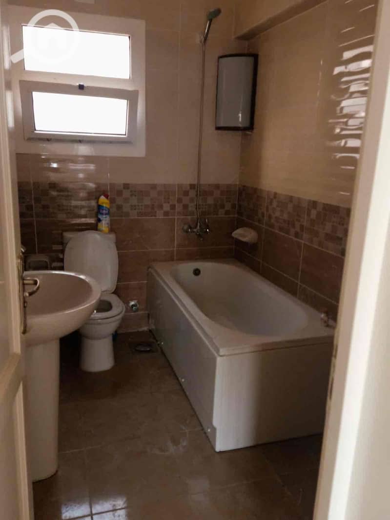 4 ca0b5317-17b8-4b01-8455-cbd6b13f83fe. jpg