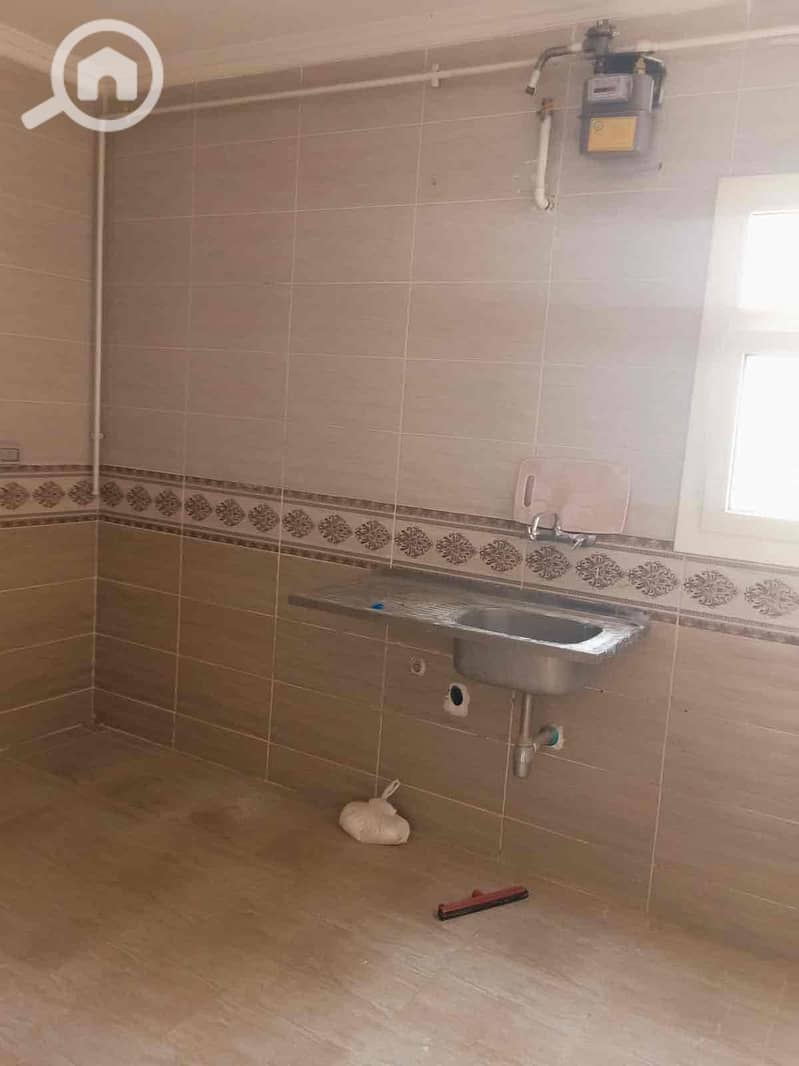 11 cc25c167-0083-4b18-bbbf-35fac83f360f. jpg