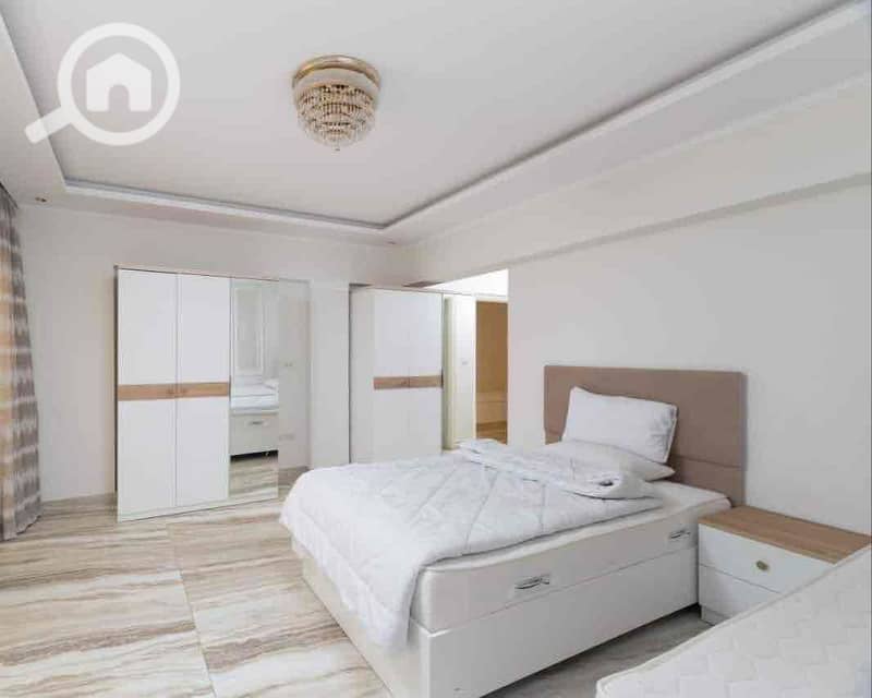 9 d30e6629-3abd-4dee-aa3d-b418ee083ed1. jpg