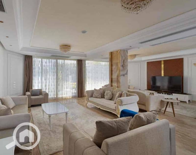 10 b9953987-21fa-4241-b734-574b4d94ef56. jpg