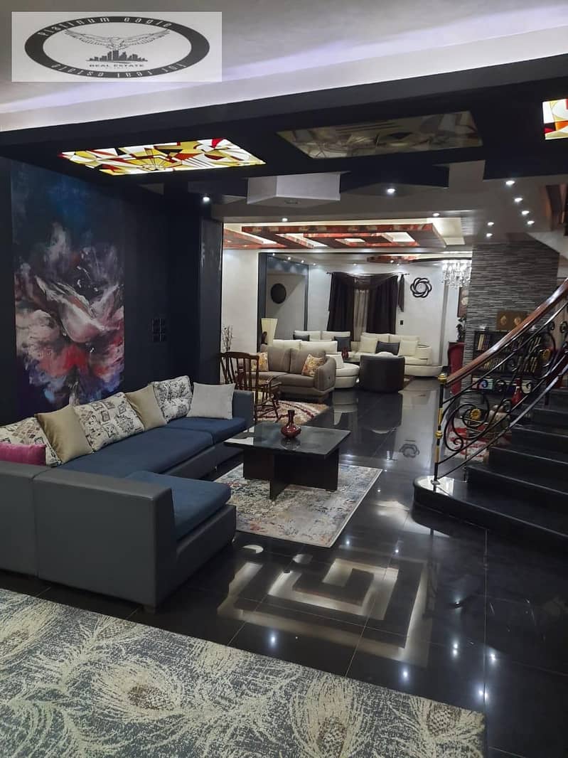 2 e60e0abc-e116-489c-8d26-cabbc212da42. jpg