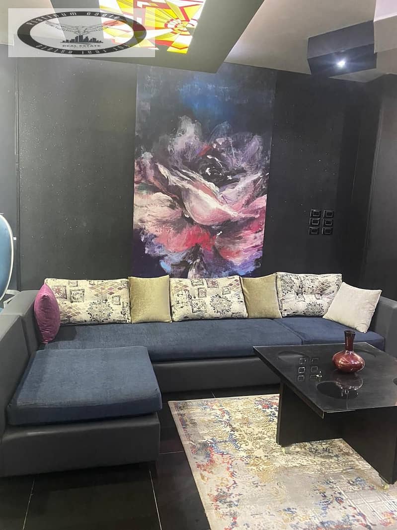 8 1b1b08a3-d943-4a08-8251-7af349be2b8a. jpg