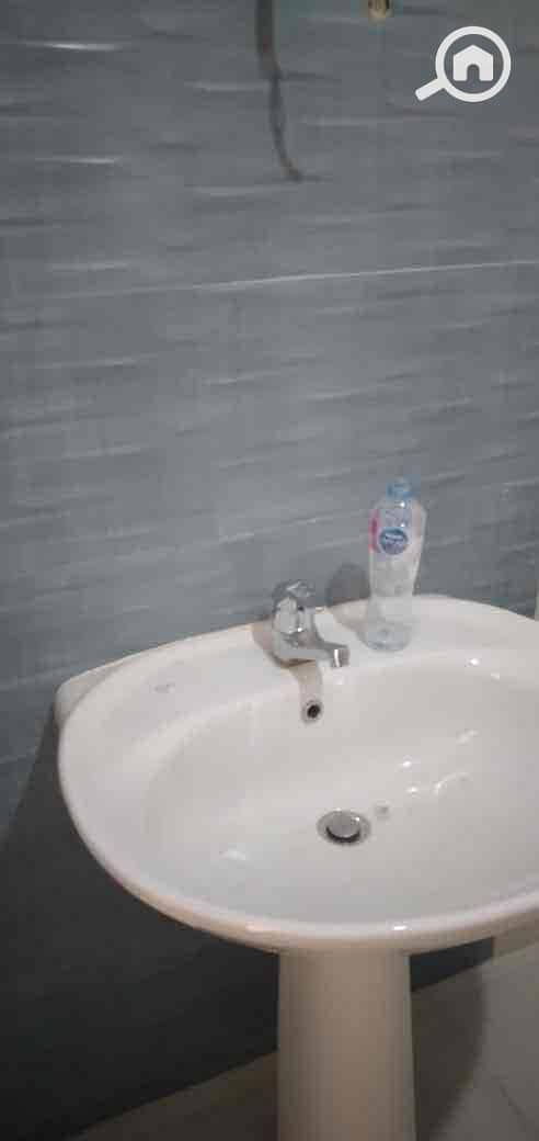 13 51a0d4ec-c9ad-4f44-a7bc-21ab4cde2742. jpg