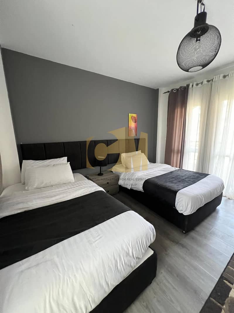 8 589788802_122108465841089333_754678467860318272_n. jpg