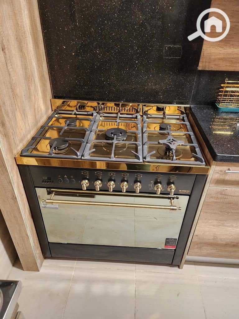 14 d9108956-956d-4428-9c03-d5e014e330b2. jpg