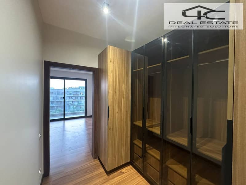 8 WhatsApp Image 2025-12-01 at 11.28. 30 PM (6). jpeg