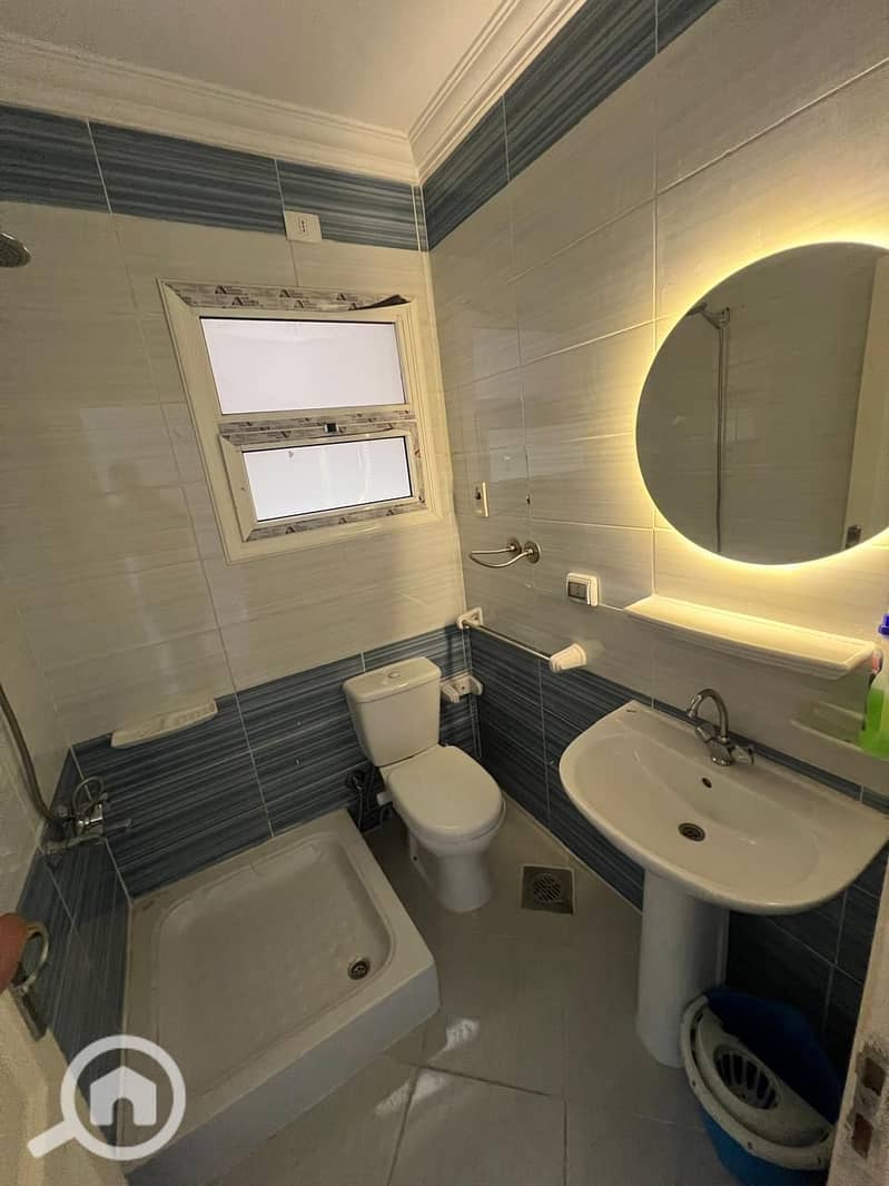 6 8e19e0fc-7c86-4dd1-8c2f-a920bae8e80b. jpg