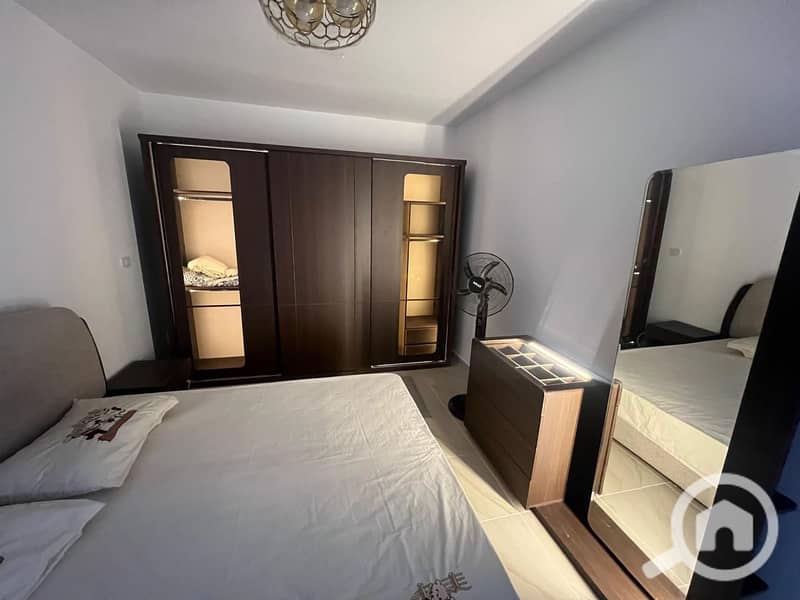 12 c7393157-124a-44d5-84f2-6162cd87e659. jpg