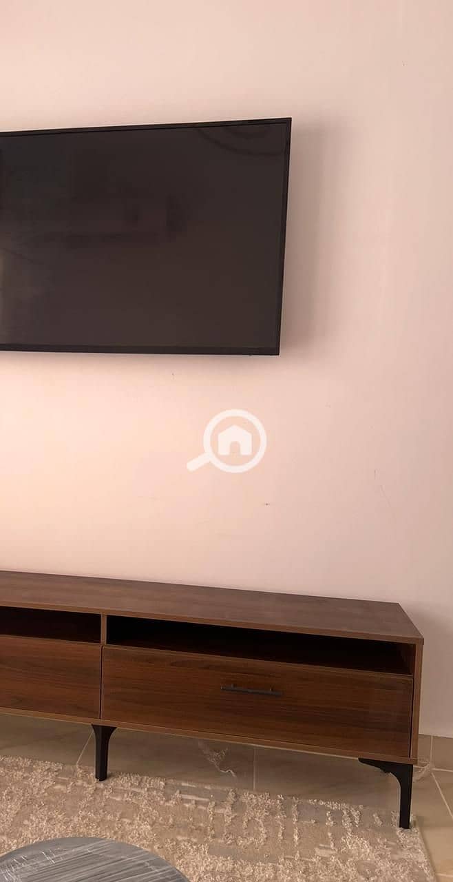 13 deb6596d-5421-4f45-b5bc-c5d75930a33b. jpg