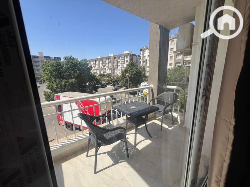 14 e9ea15ea-bee6-49c7-80f3-02c4fc0099fe. jpg