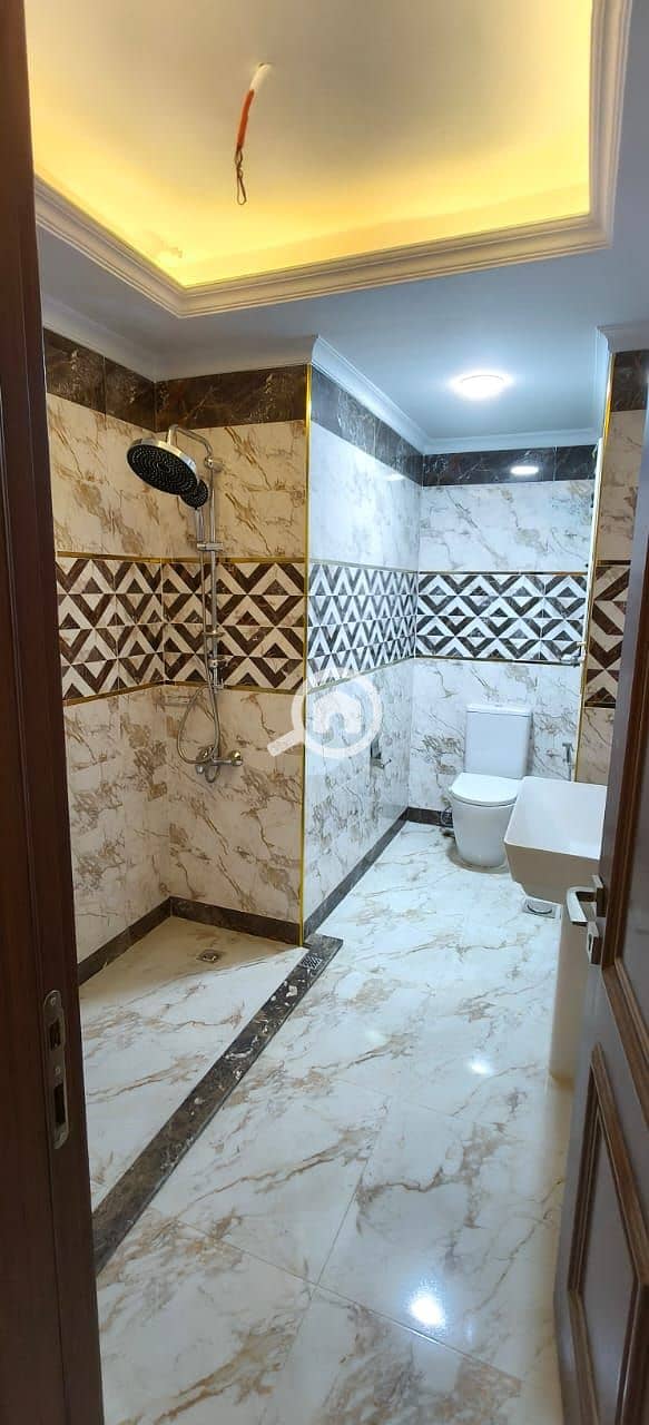 10 bd0b50a0-2c2e-4caa-86d0-9e6c260fdda7. jpg