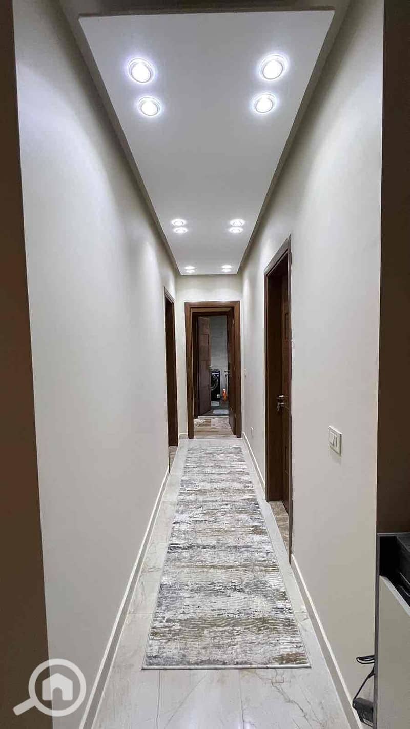 9 fa9b8285-38a9-47a8-86c4-c495f046b535. jpg