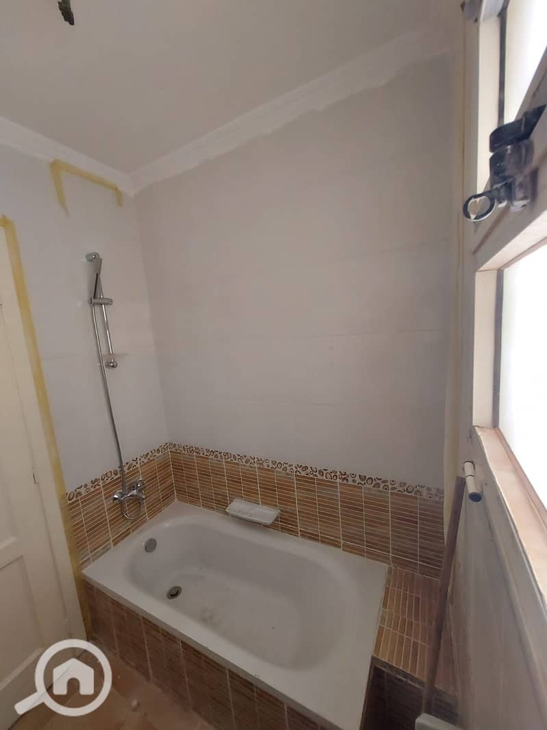 13 479276e6-1724-4249-8e04-dc5a664aade5. jpeg