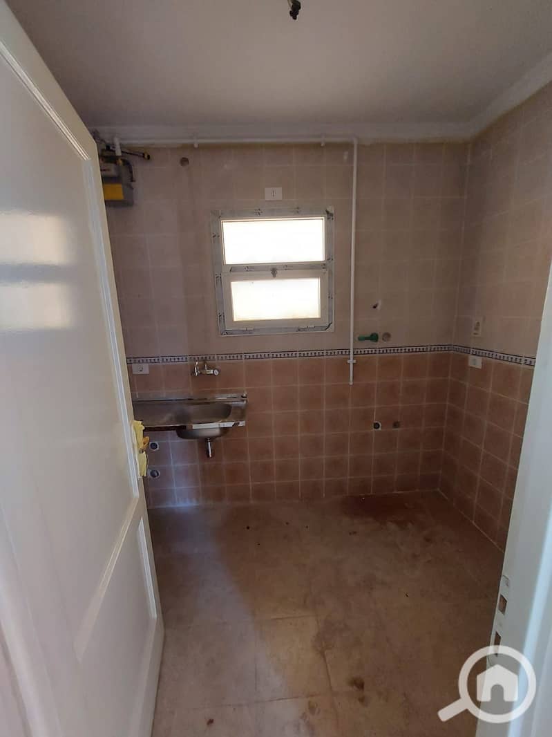 14 b06ef1c1-7c7a-476c-b352-95e0794d4a98. jpeg