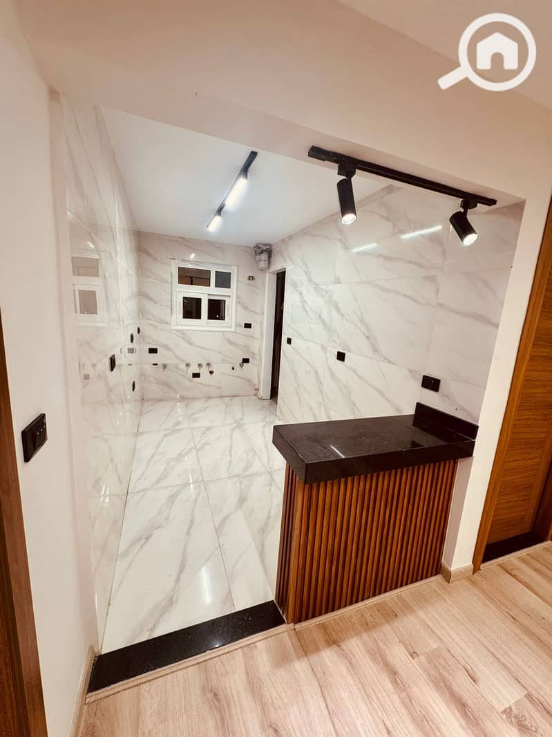 3 7a75457d-a3be-4b7e-b62b-8fb05882b7e0. jpg