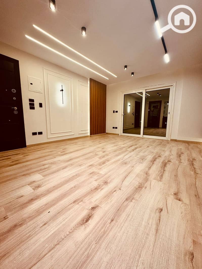 8 1d944d65-9d56-4f4b-9d76-090be6debbf5. jpg