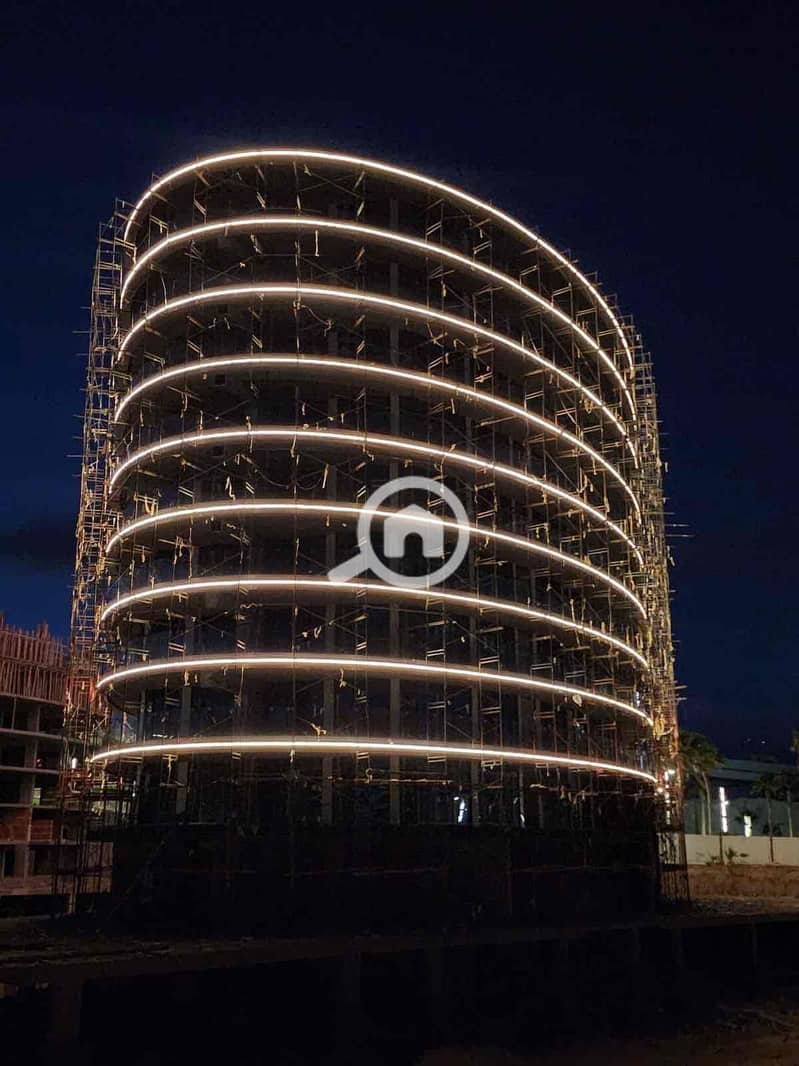 8 48b42fc9-b7ec-49c5-a3f6-bfdd7cdbc888. jpg