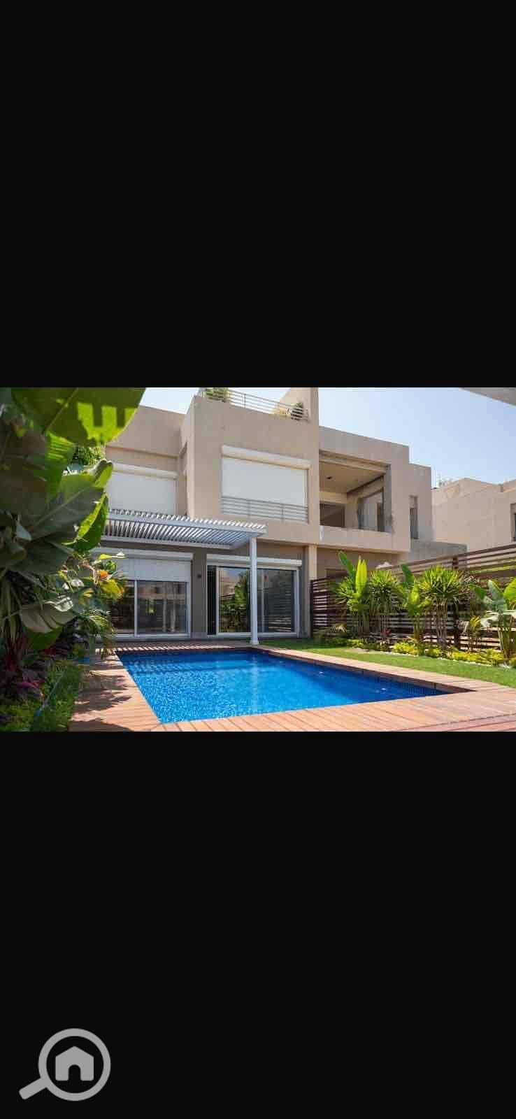 3 d734e198-6534-4f1c-a104-f8ae172b0a30. jpg