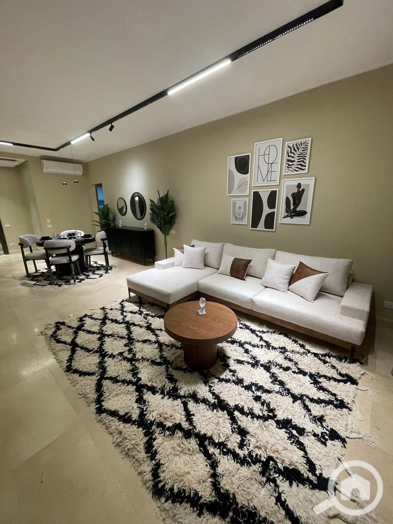 2 WhatsApp Image 2025-10-12 at 14.13. 51_1126e52f. jpg