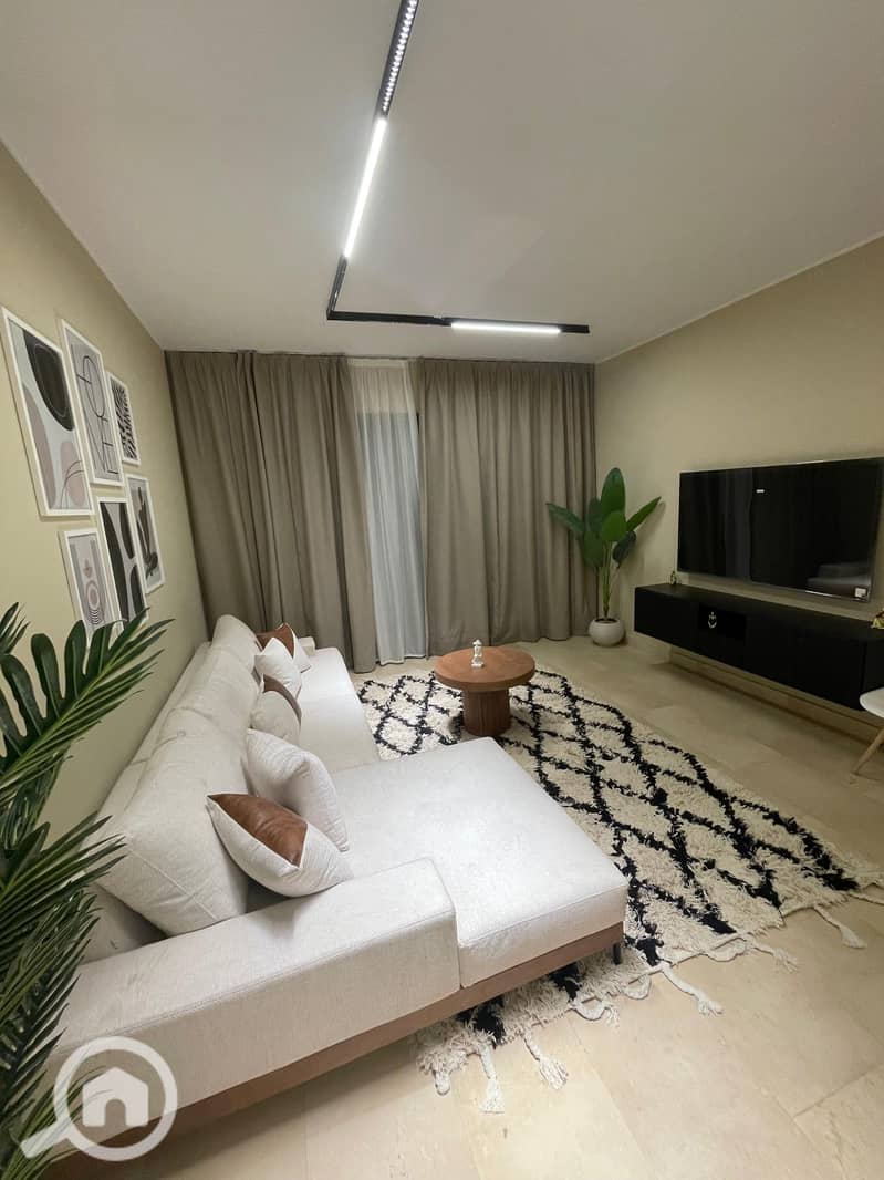 5 WhatsApp Image 2025-10-12 at 14.13. 52_5abb758d. jpg